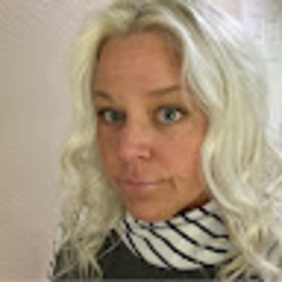 Meet your Posher, Heather - Picture 1 of 1